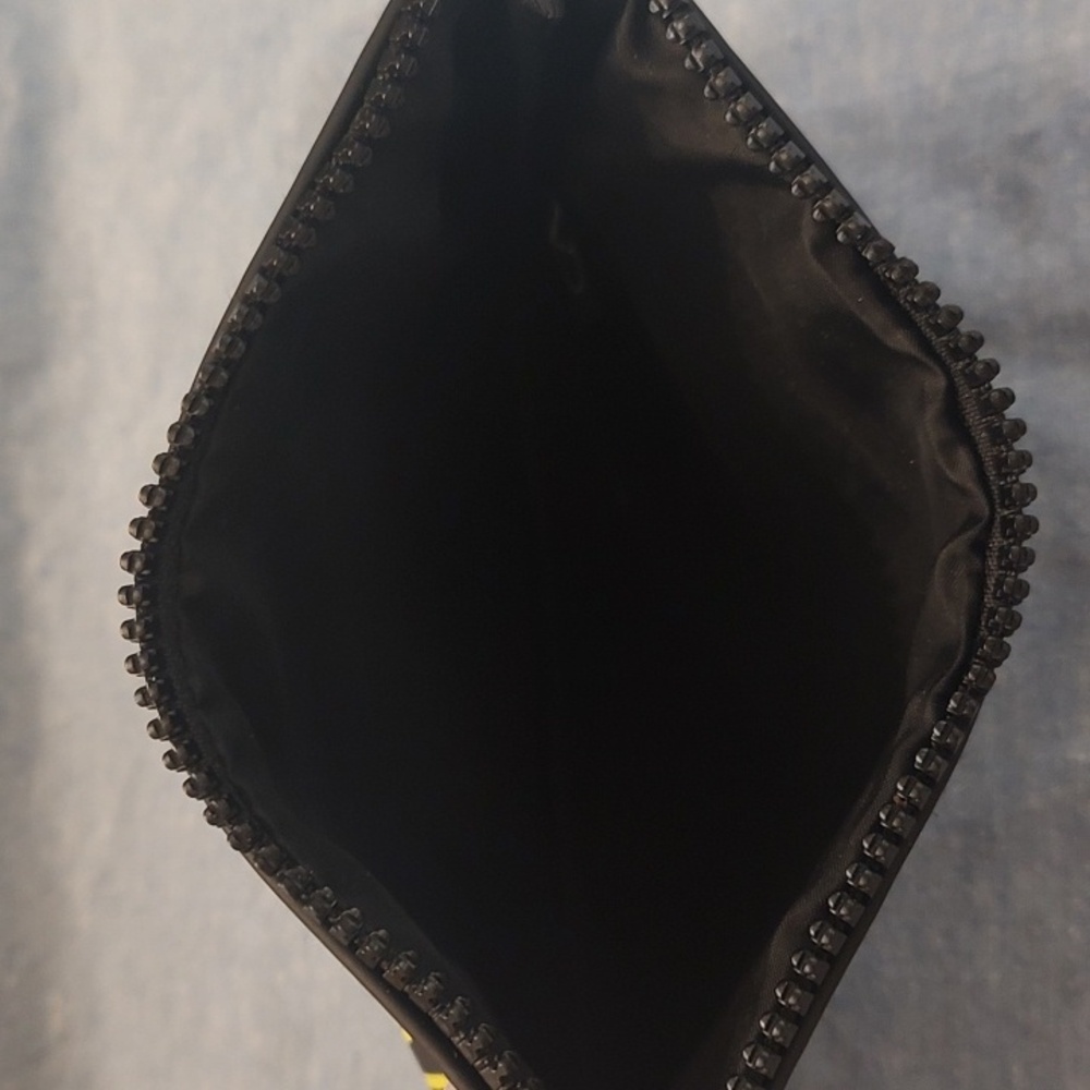 Valentino Born In Roma wristlet - Picture 5 of 5